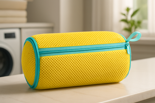 Enhanced professional shoe washing bag - side view